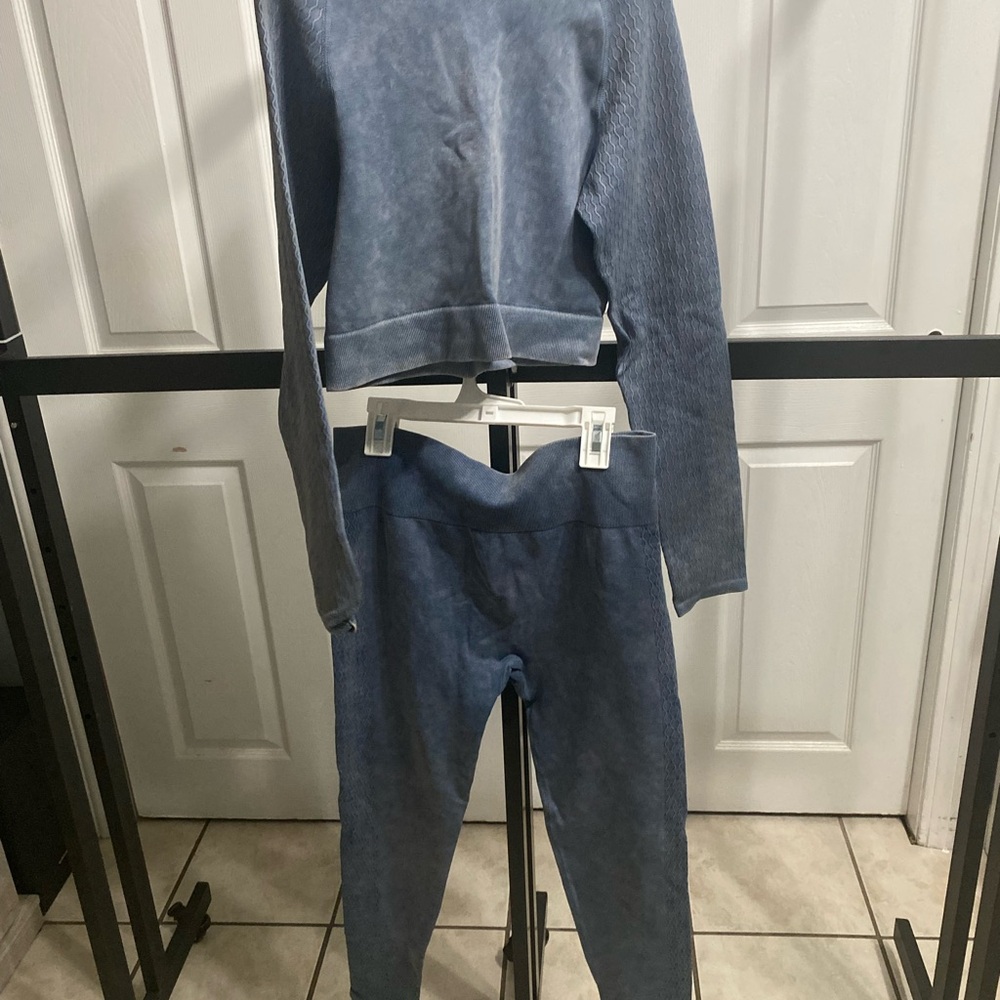 Fashion Nova Blue Leggings Set